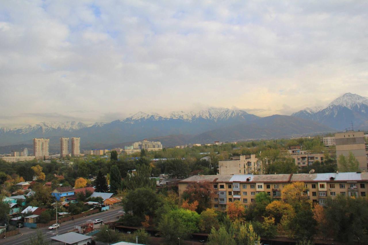 Razmestim В Жк Дуэт Almatý Exterior foto